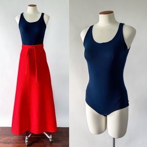 Vintage 1970s Navy Blue Nylon Scoop Sleeveless Snap Crotch Leotard Bodysuit S